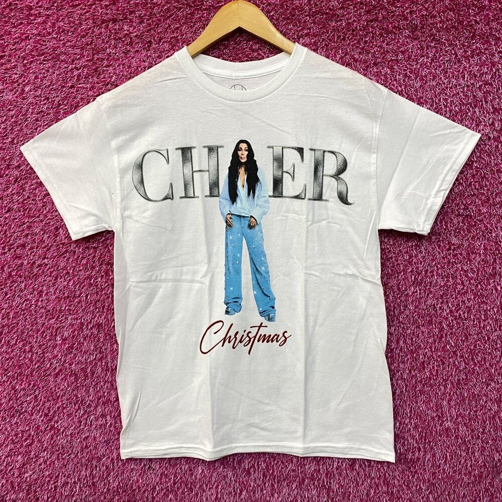 Cher Christmas Short Sleeve Graphic T-Shirt Medium